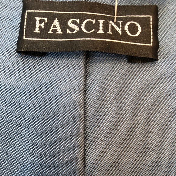 Men’s Ties - Picture 2 of 3